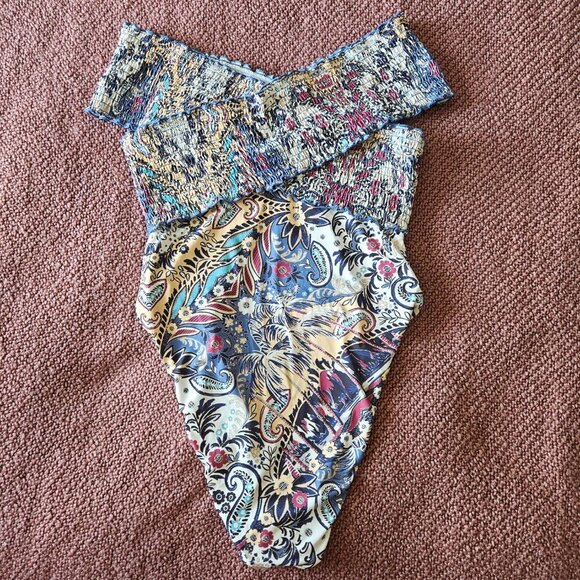 Anthropologie Off Shoulder Smocked Swimsuit  Size L - Picture 9 of 15